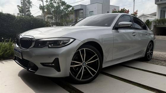BMW 320i 2.0 16V TURBO GASOLINA SPORT AUTOMÁTICO